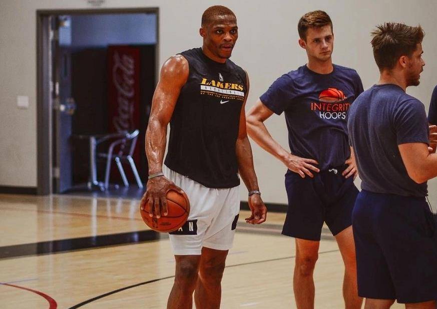 短赛制里 短赛制里